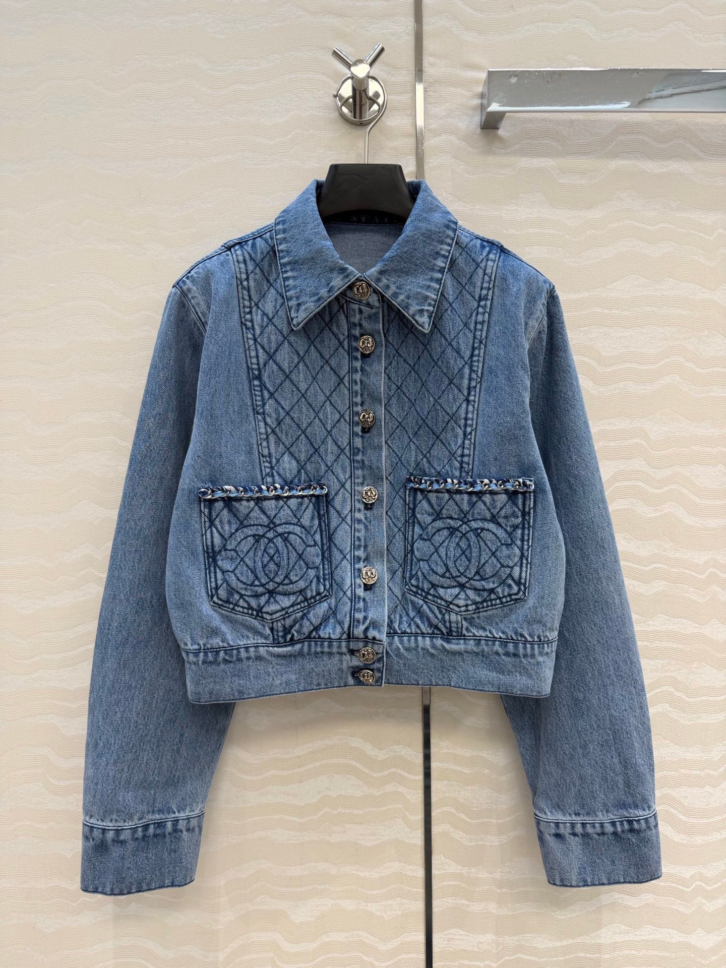 26 Retro Denim Jacket