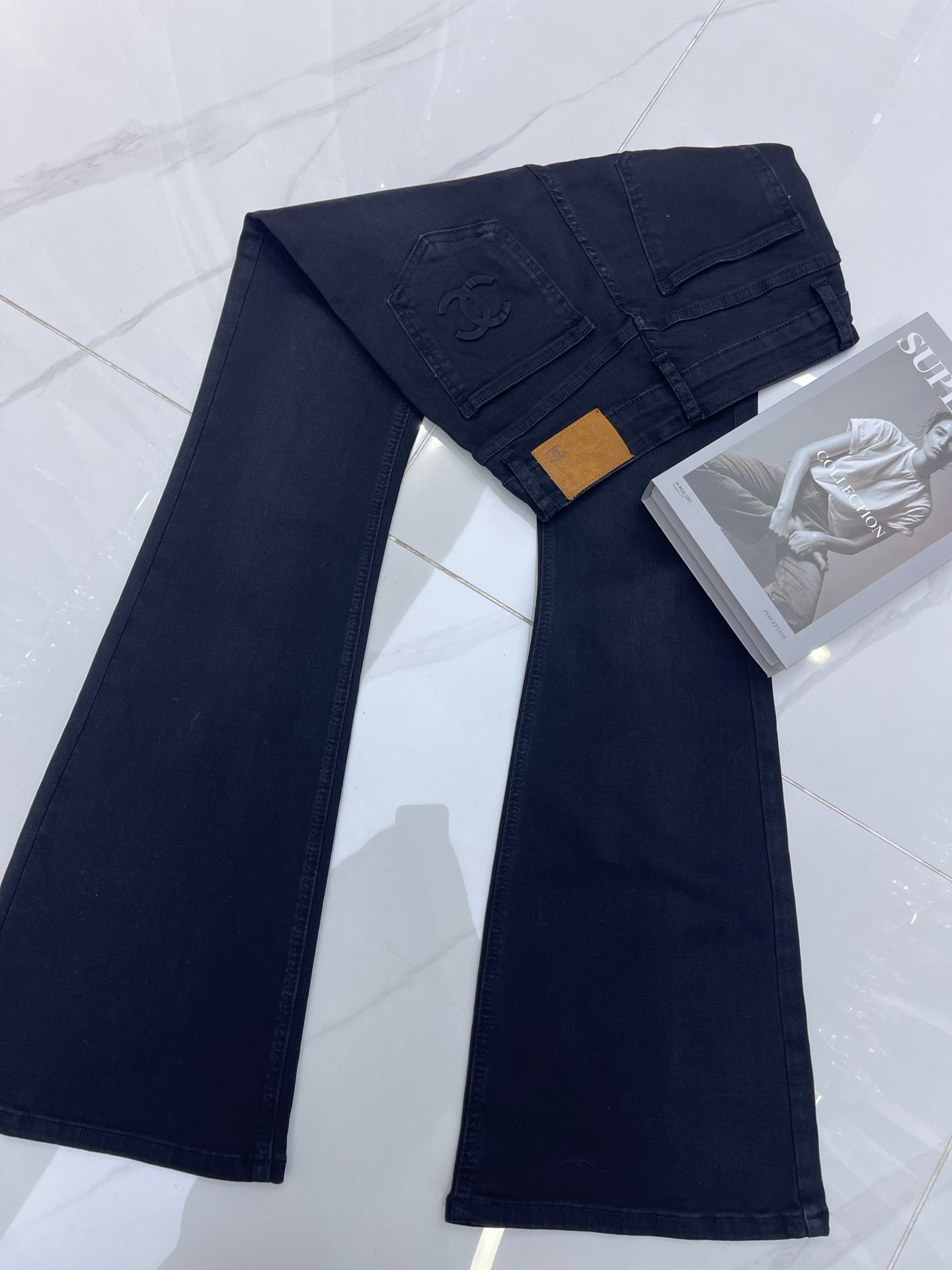 26 Printed Classic Logo High-Waisted Flared Pants