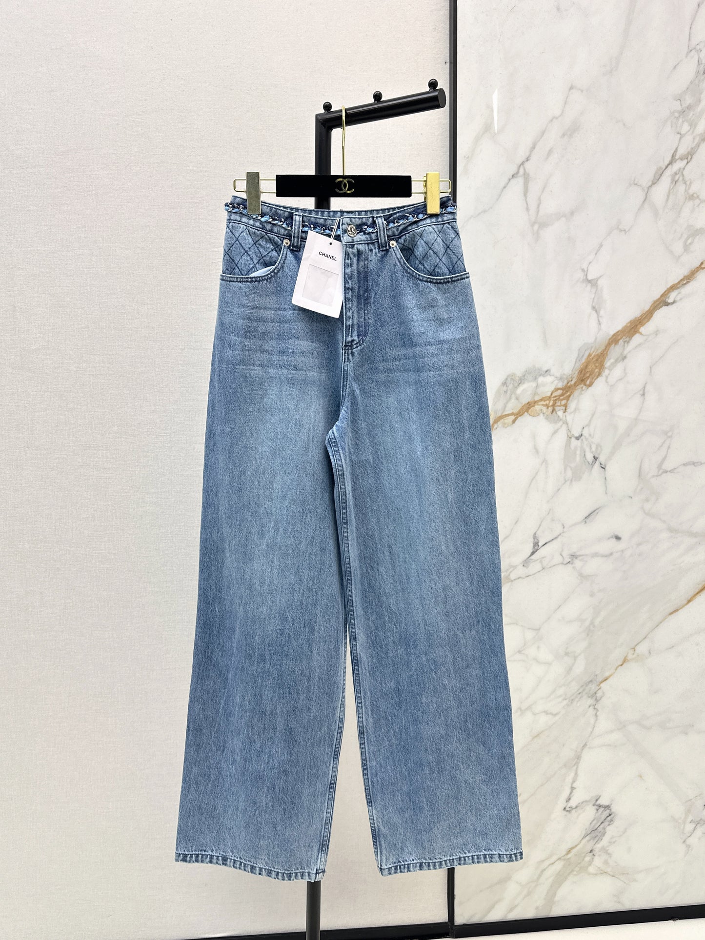 26 Latest-Style Vintage Washed Denim Jeans