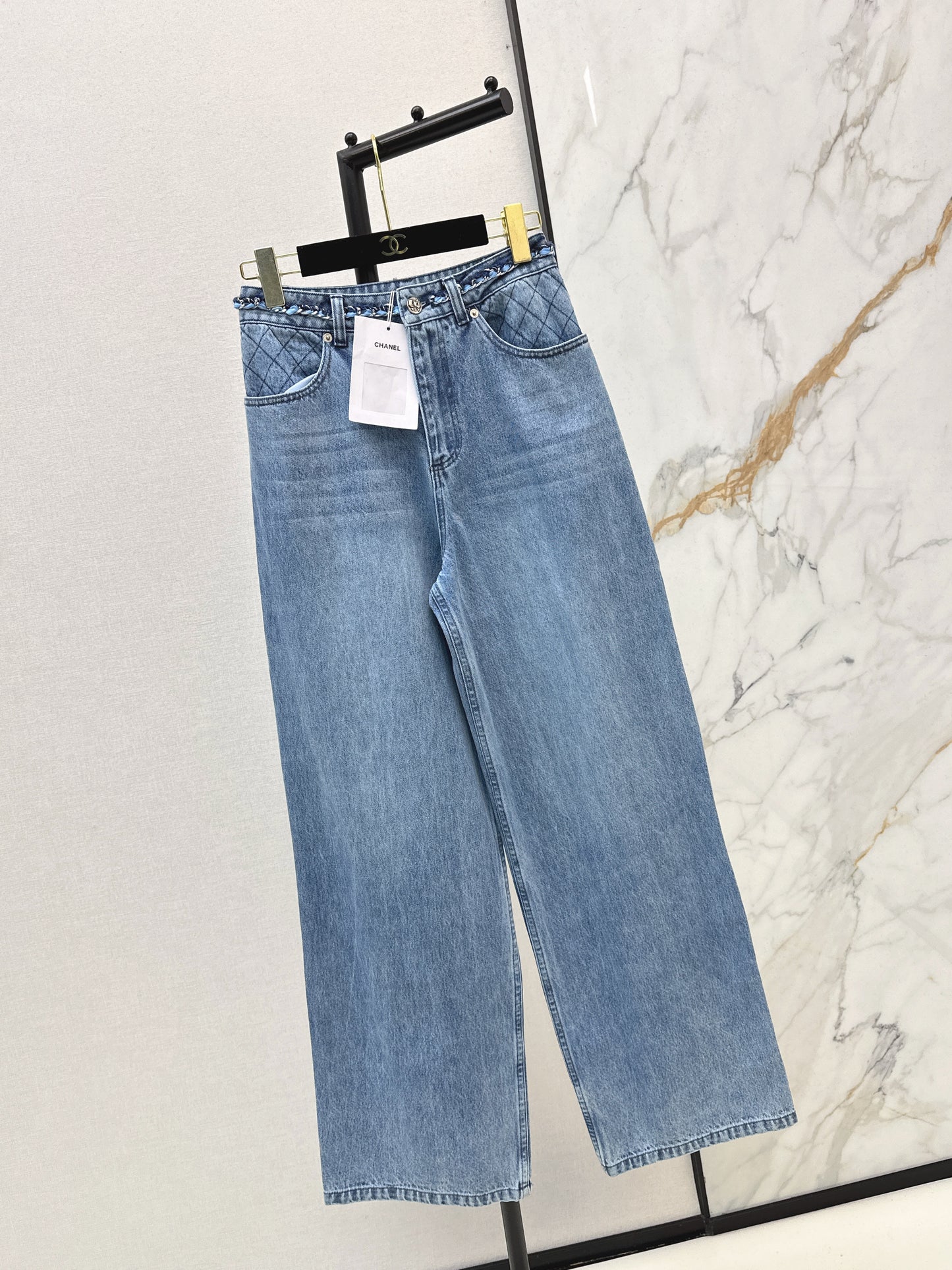 26 Latest-Style Vintage Washed Denim Jeans