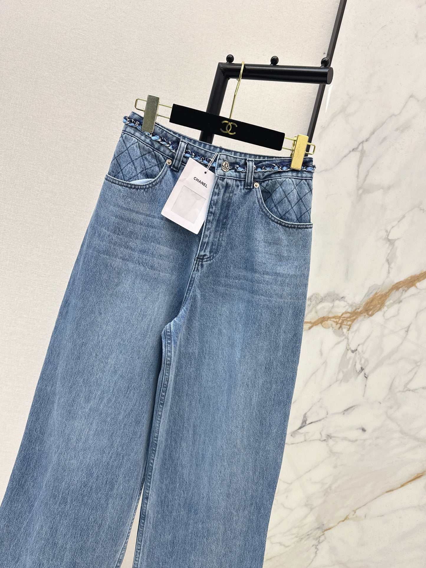26 Latest-Style Vintage Washed Denim Jeans