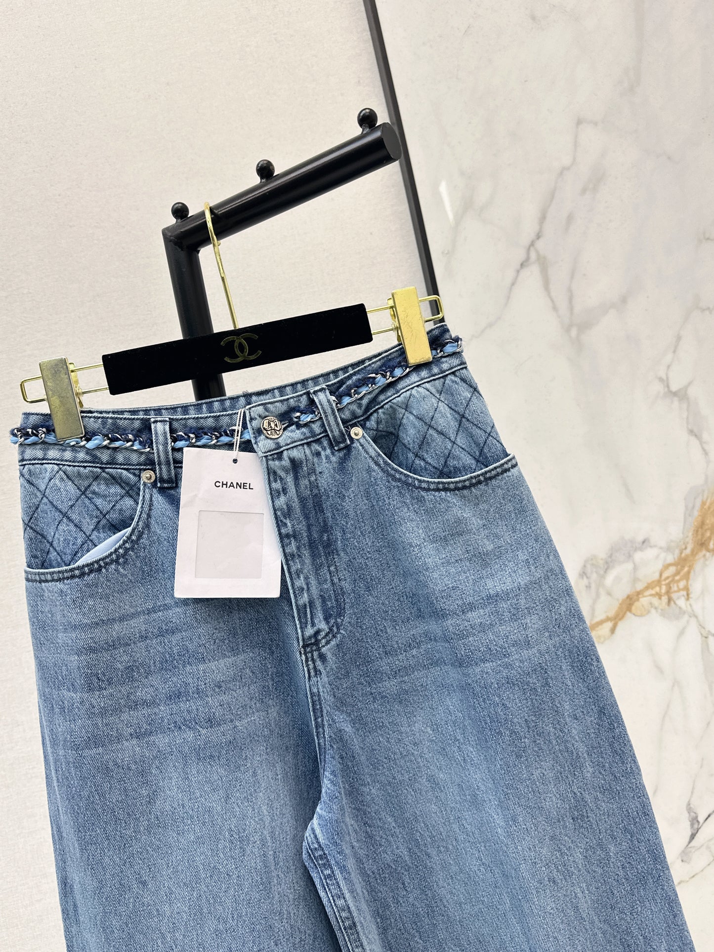 26 Latest-Style Vintage Washed Denim Jeans