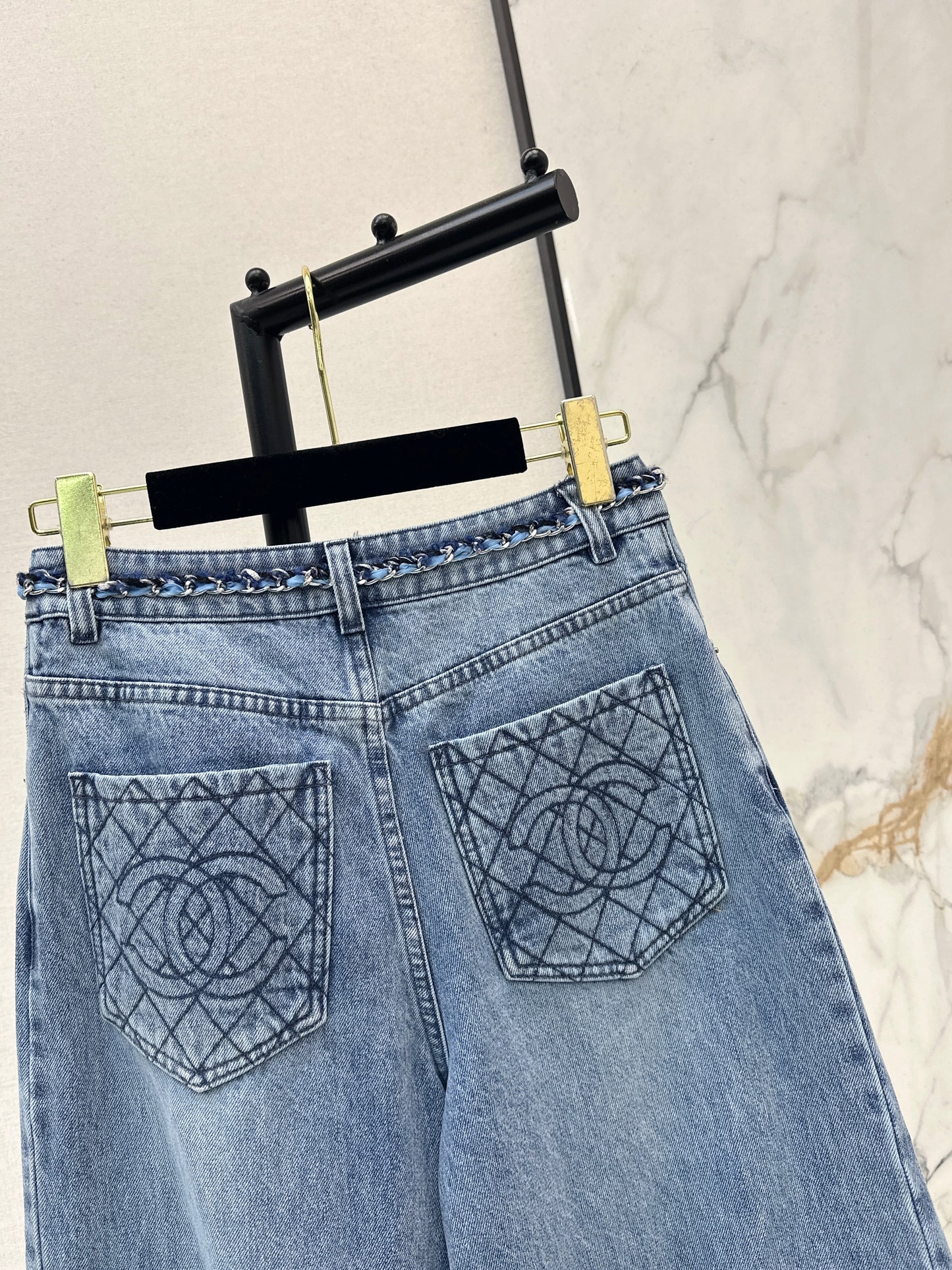 26 Latest-Style Vintage Washed Denim Jeans