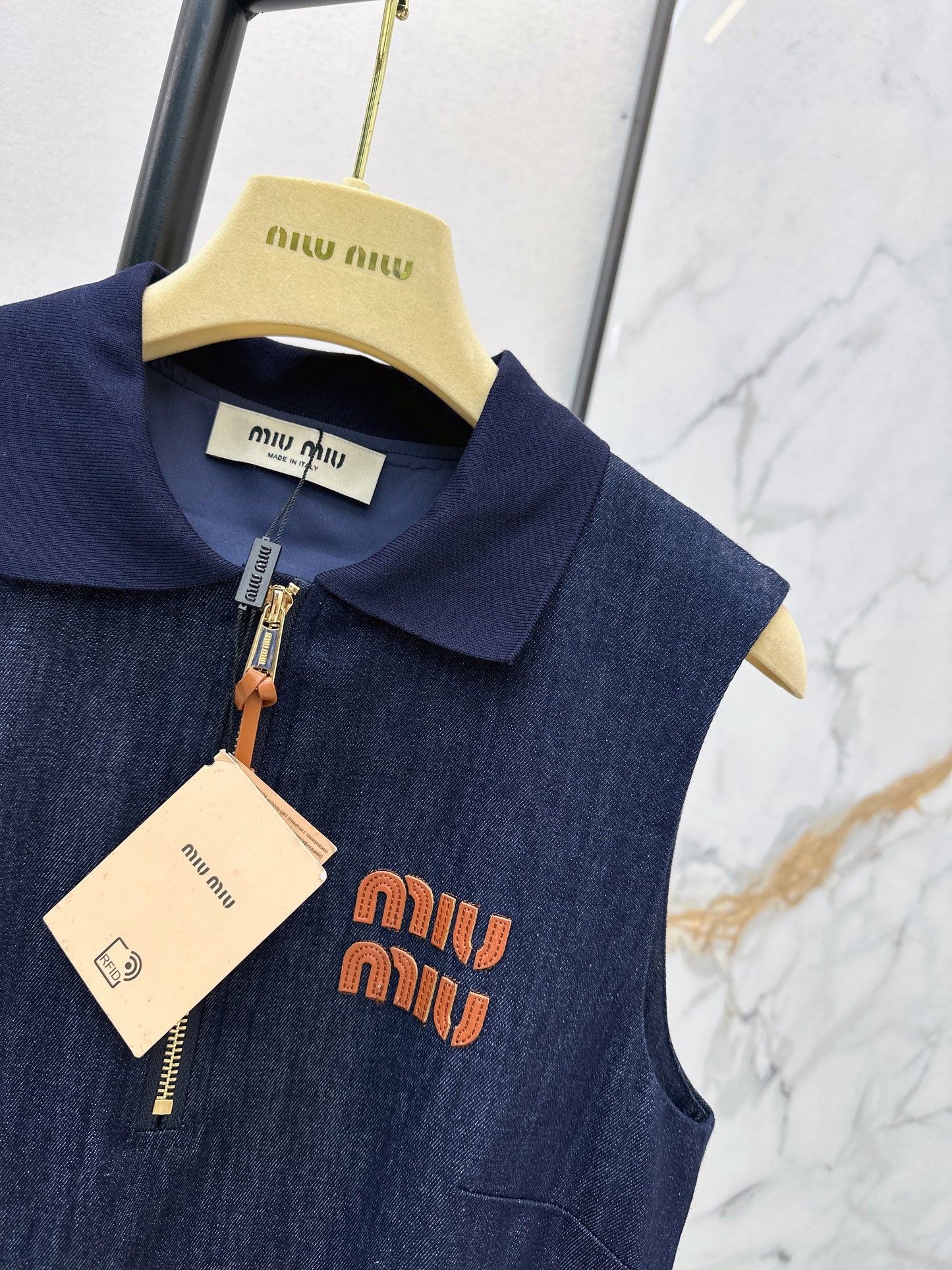 26 New Denim Sleeveless Pleated Dress