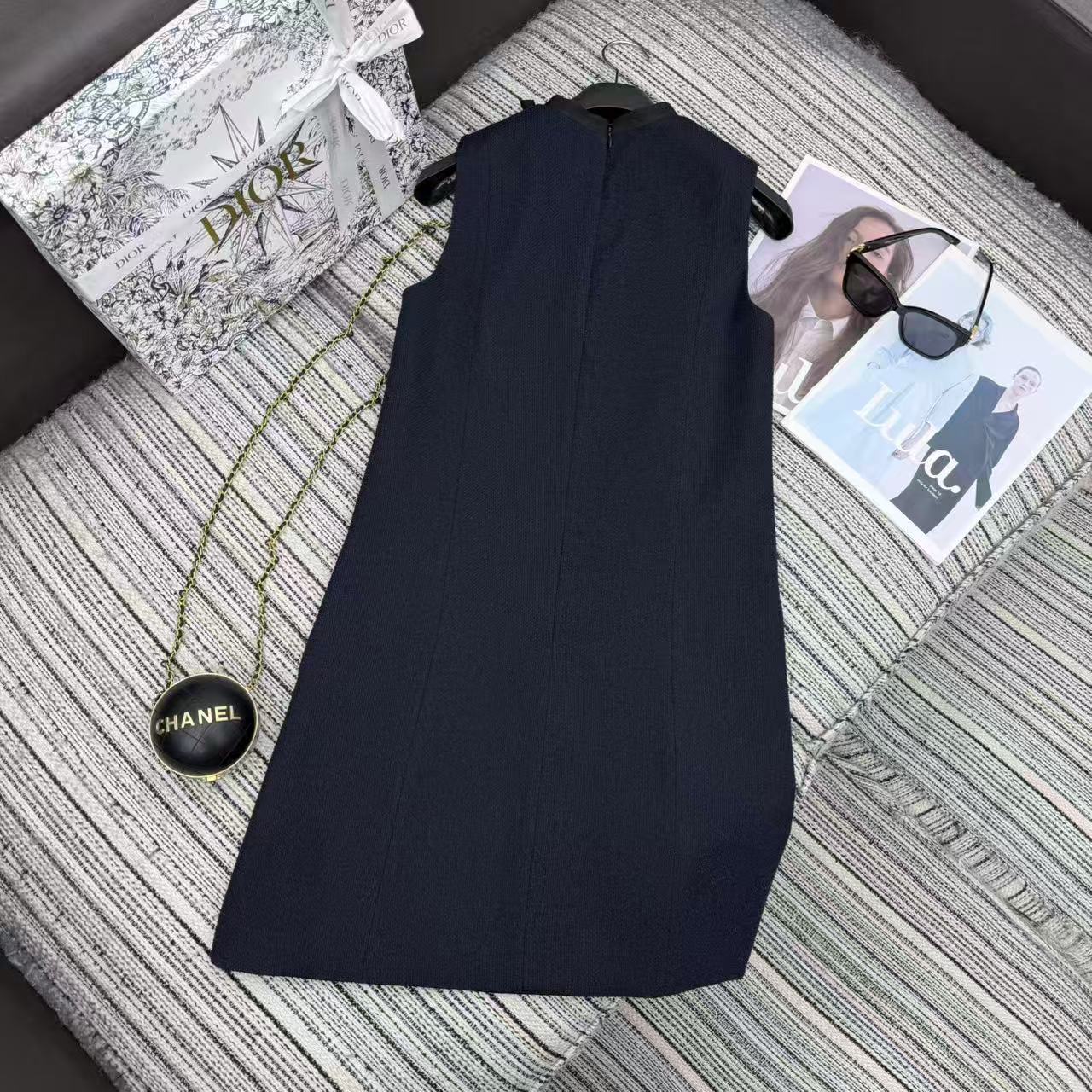 26. Round-Neck Sleeveless Dress