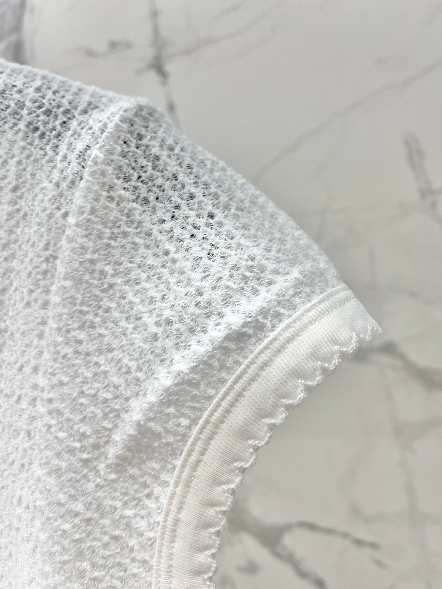 26 French-Style Beaded Logo Lace Short-Sleeve Top