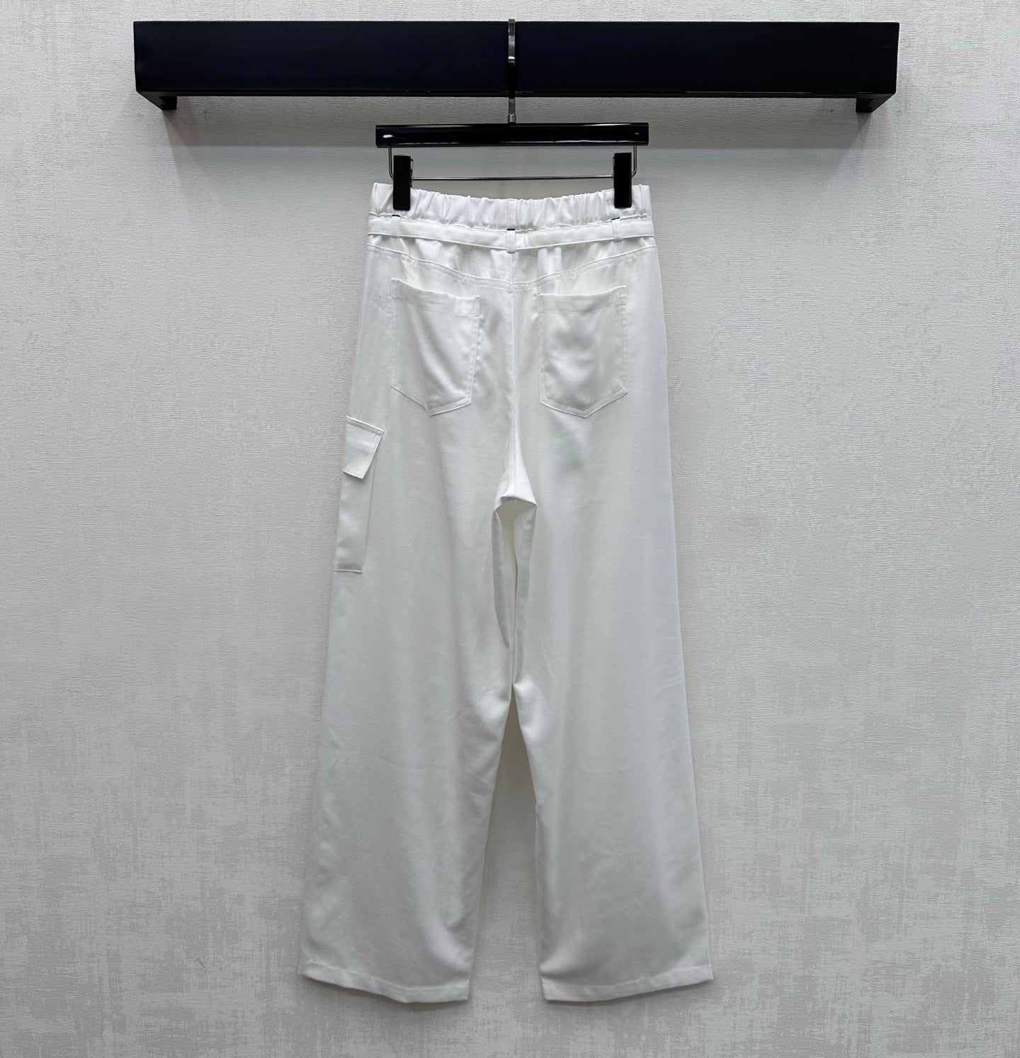 26. Straight-Leg Trousers with Drawstring Waist