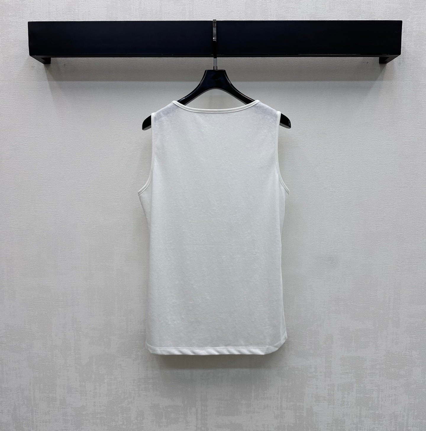 26 New Style Embroidered Logo Vest