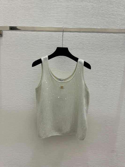 26 Rhinestone-Embellished Crew Neck Knit Vest