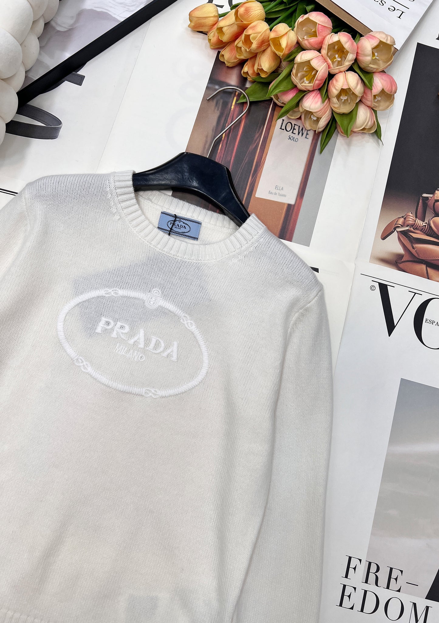 26 New Style Embossed & Embroidered Wool Sweater