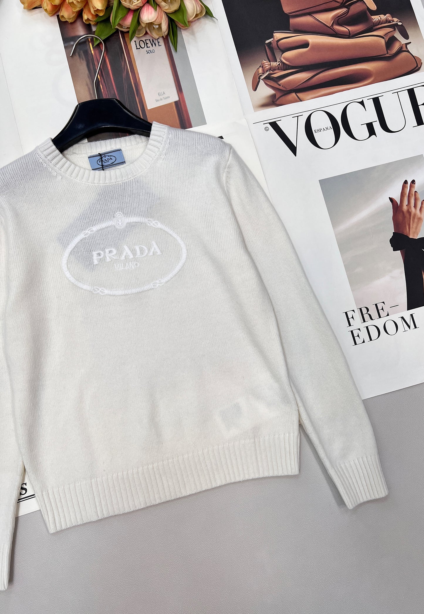 26 New Style Embossed & Embroidered Wool Sweater