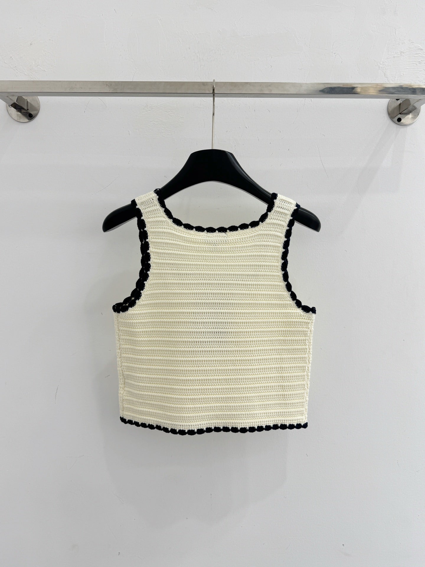 26 New Simple Vest