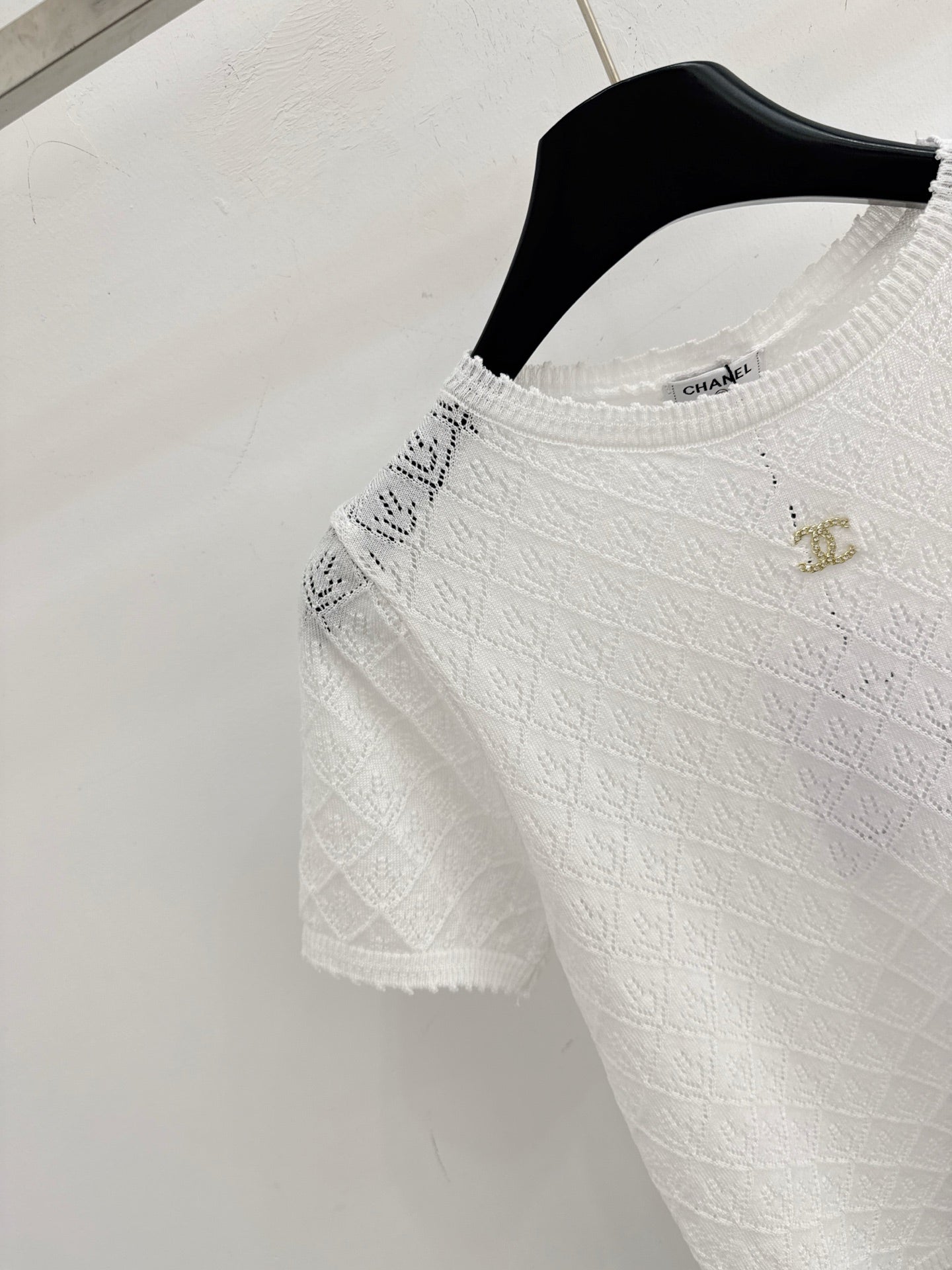 26SS Diamond Pattern Hollow-Out Knit Top